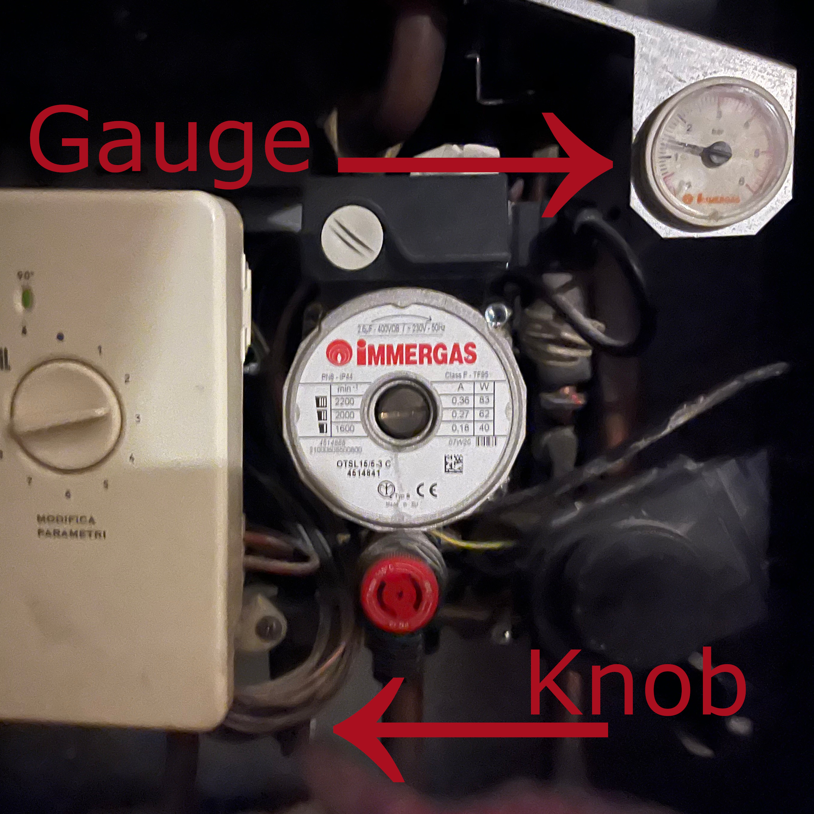 Hot water heater pressure gauge and knob
